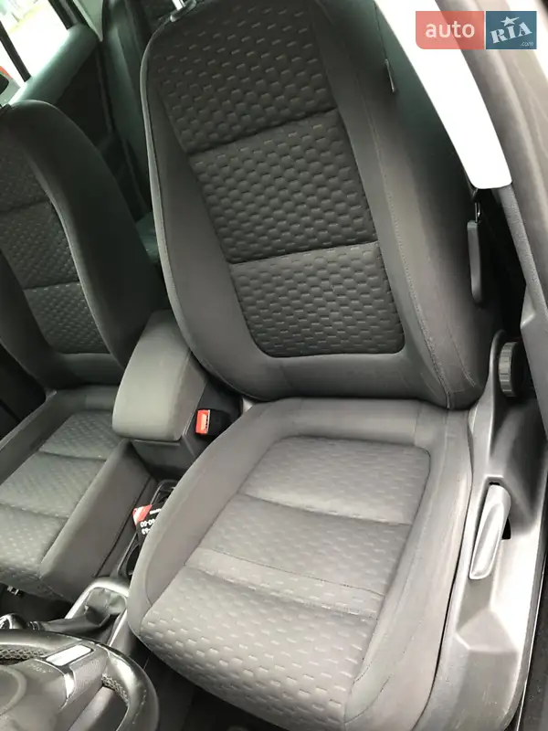 Volkswagen Tiguan 2010 VIN WVGZZZ5NZBW050251 фото оголошення 52 з 98