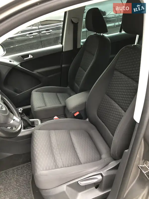 Volkswagen Tiguan 2010 VIN WVGZZZ5NZBW050251 фото оголошення 21 з 98