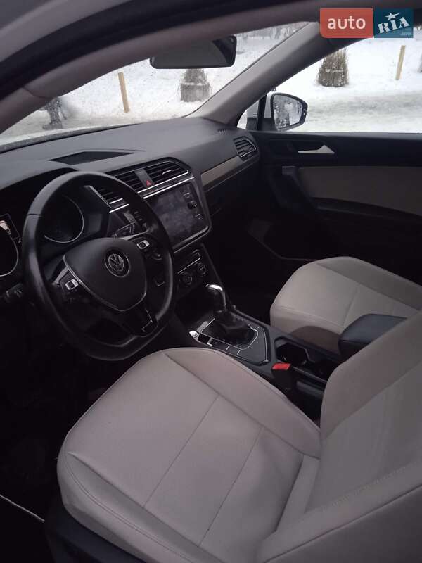 Внедорожник / Кроссовер Volkswagen Tiguan 2018 в Киеве