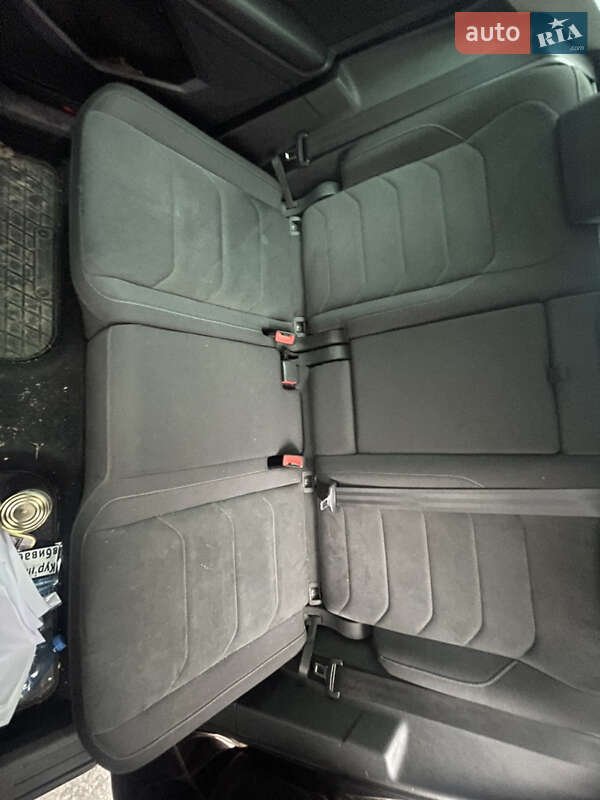 Внедорожник / Кроссовер Volkswagen Tiguan 2018 в Днепре