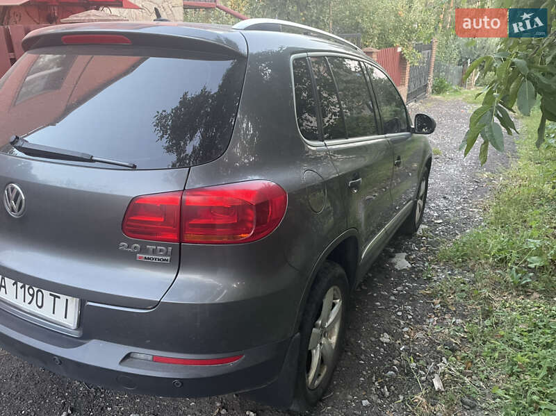 Внедорожник / Кроссовер Volkswagen Tiguan 2015 в Киеве