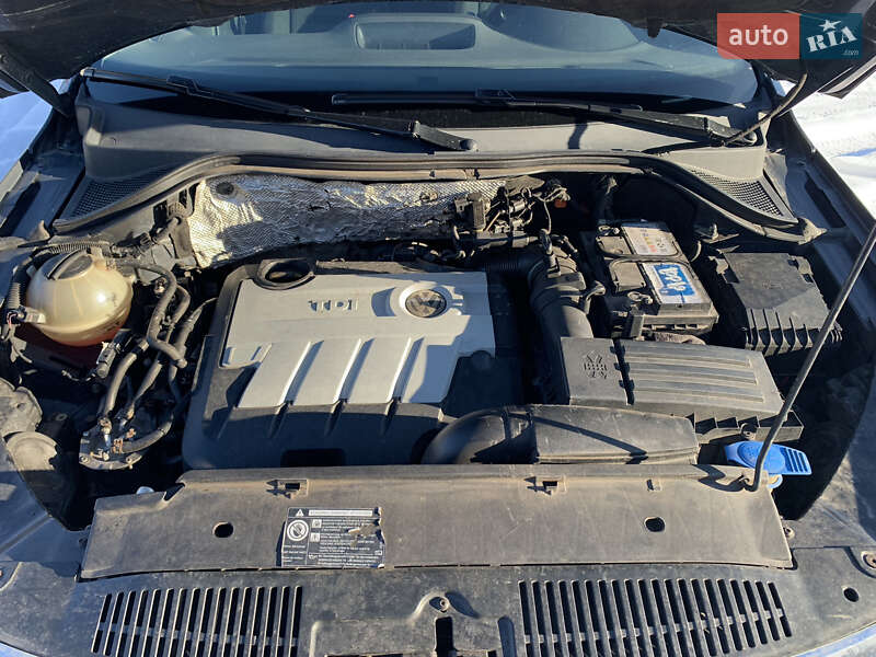 Внедорожник / Кроссовер Volkswagen Tiguan 2008 в Сосновке