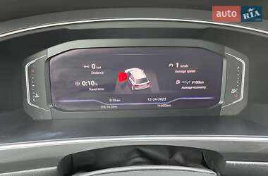 Внедорожник / Кроссовер Volkswagen Tiguan 2019 в 