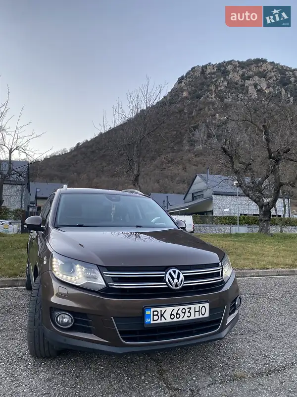 Volkswagen Tiguan 2012 VIN WVGZZZ5NZDW049107 фото оголошення 4 з 49
