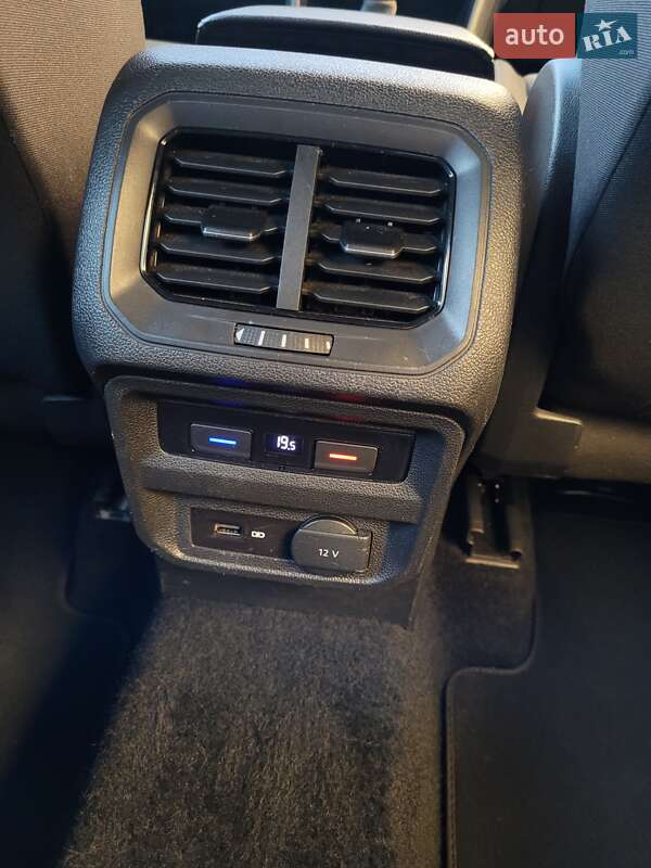 Внедорожник / Кроссовер Volkswagen Tiguan 2019 в Мукачево