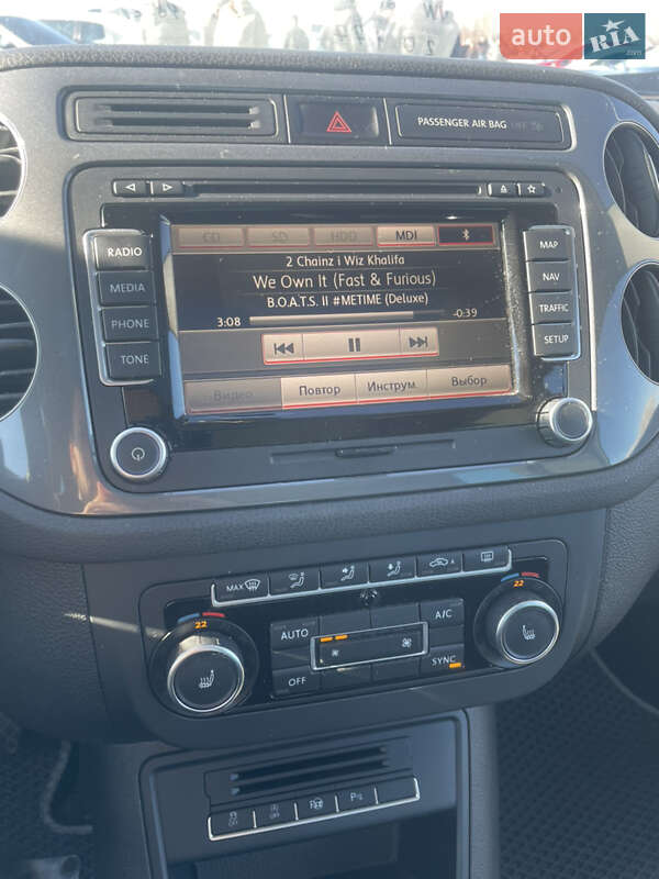 Внедорожник / Кроссовер Volkswagen Tiguan 2014 в Умани