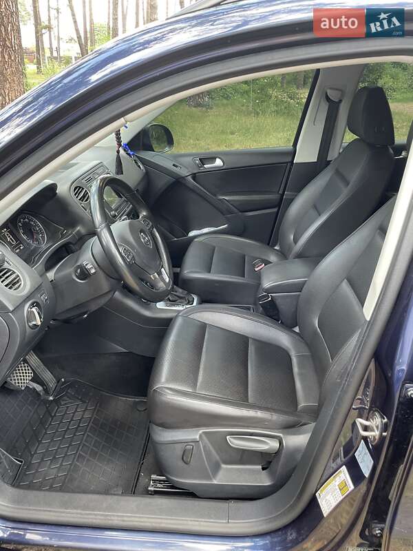 Внедорожник / Кроссовер Volkswagen Tiguan 2016 в Житомире