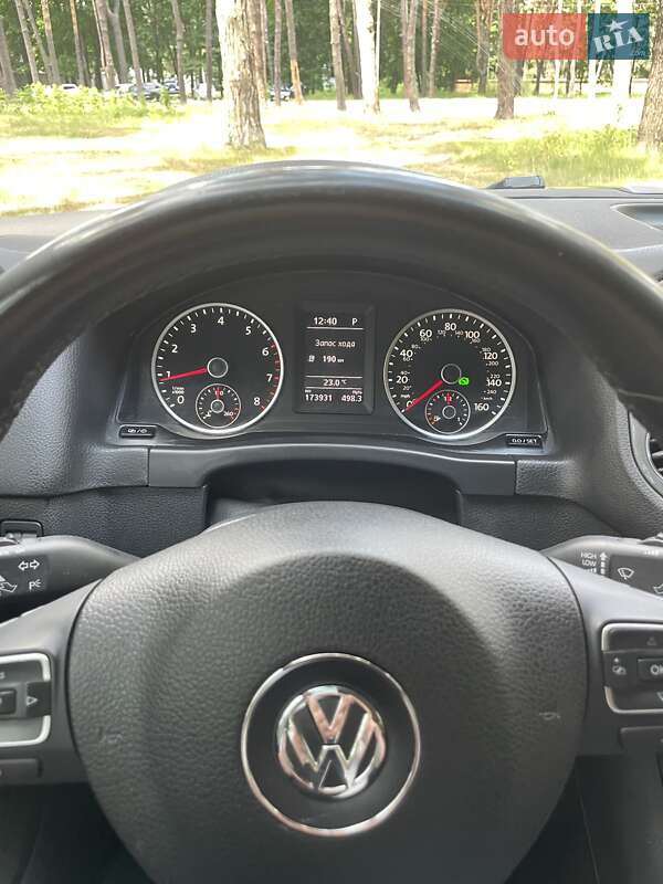 Внедорожник / Кроссовер Volkswagen Tiguan 2016 в Житомире