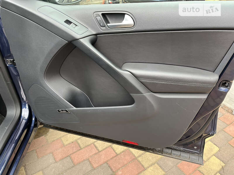 Внедорожник / Кроссовер Volkswagen Tiguan 2015 в Кропивницком фото 15 Внедорожник / Кроссовер Volkswagen Tiguan 2015 в Кропивницком