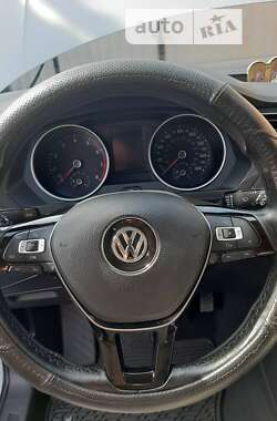 Внедорожник / Кроссовер Volkswagen Tiguan 2017 в Лохвице