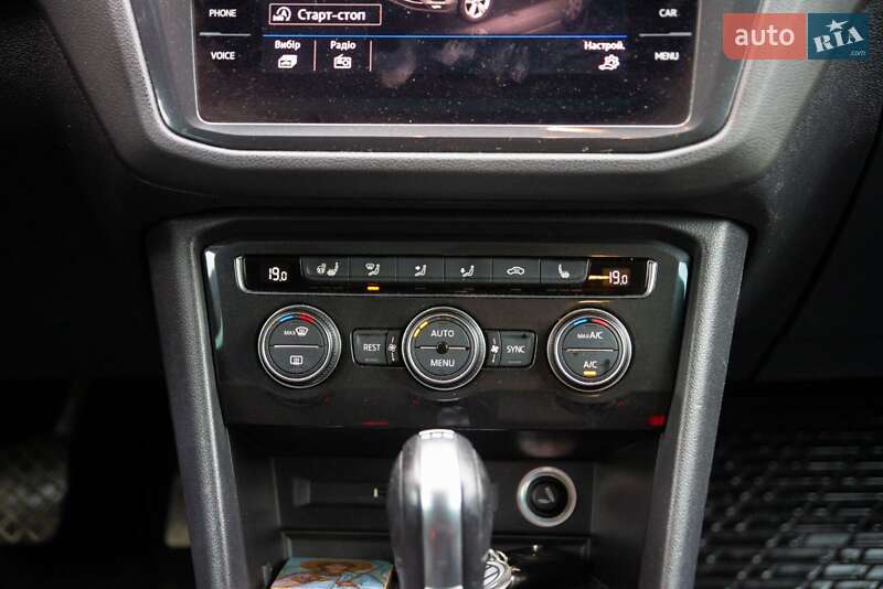 Внедорожник / Кроссовер Volkswagen Tiguan 2018 в Тернополе