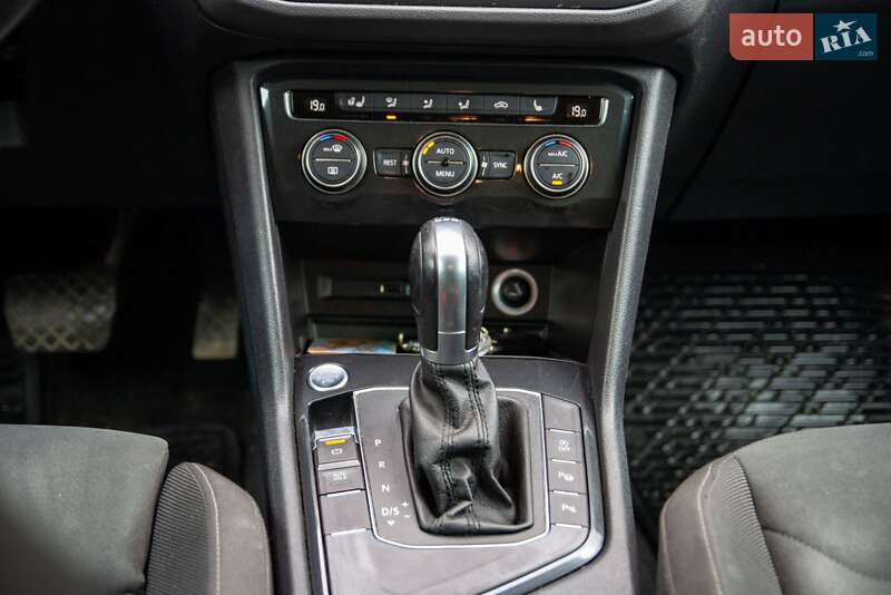 Внедорожник / Кроссовер Volkswagen Tiguan 2018 в Тернополе