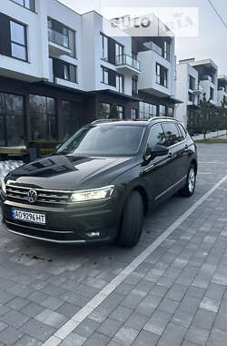 Внедорожник / Кроссовер Volkswagen Tiguan 2018 в Ужгороде