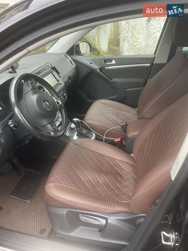 Внедорожник / Кроссовер Volkswagen Tiguan 2015 в Киеве