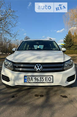 Внедорожник / Кроссовер Volkswagen Tiguan 2015 в Кропивницком