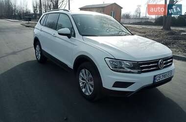 Позашляховик / Кросовер Volkswagen Tiguan 2020 в Чернігові