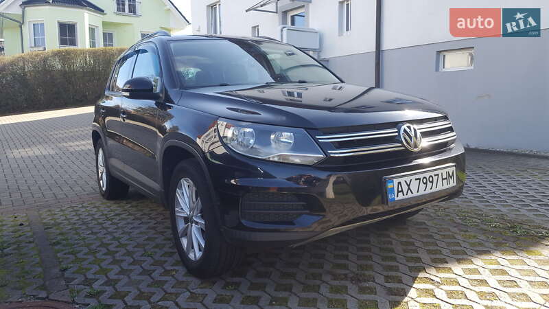 Позашляховик / Кросовер Volkswagen Tiguan 2014 в Харкові