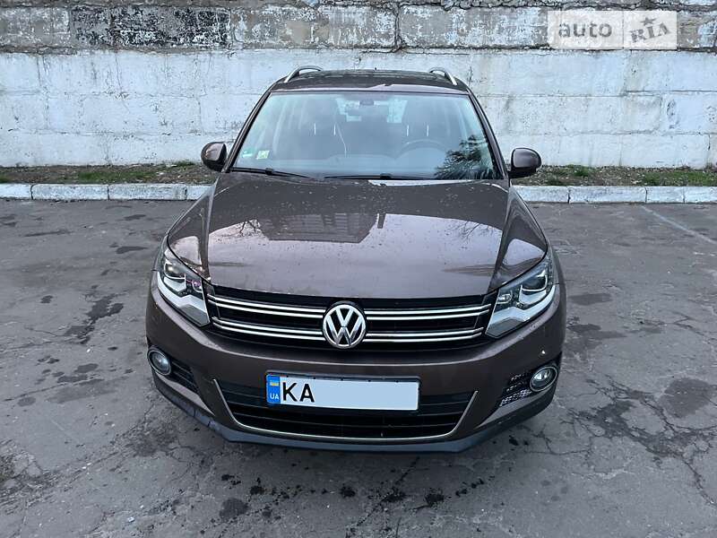 Внедорожник / Кроссовер Volkswagen Tiguan 2012 в Киеве