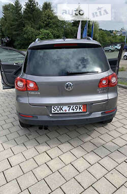 Внедорожник / Кроссовер Volkswagen Tiguan 2011 в Тернополе