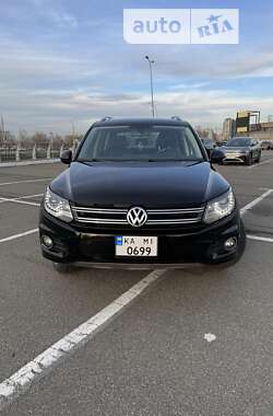 Позашляховик / Кросовер Volkswagen Tiguan 2017 в Києві