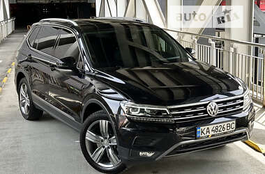 Внедорожник / Кроссовер Volkswagen Tiguan 2017 в Киеве