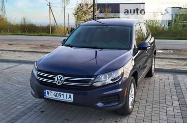 Внедорожник / Кроссовер Volkswagen Tiguan 2013 в Ивано-Франковске