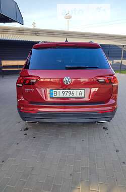 Внедорожник / Кроссовер Volkswagen Tiguan 2018 в Миргороде