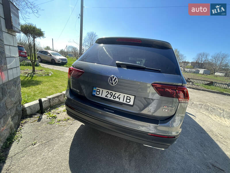 Внедорожник / Кроссовер Volkswagen Tiguan 2018 в Кременчуге