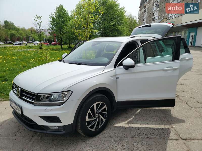 Внедорожник / Кроссовер Volkswagen Tiguan 2018 в Львове фото 3 Внедорожник / Кроссовер Volkswagen Tiguan 2018 в Львове