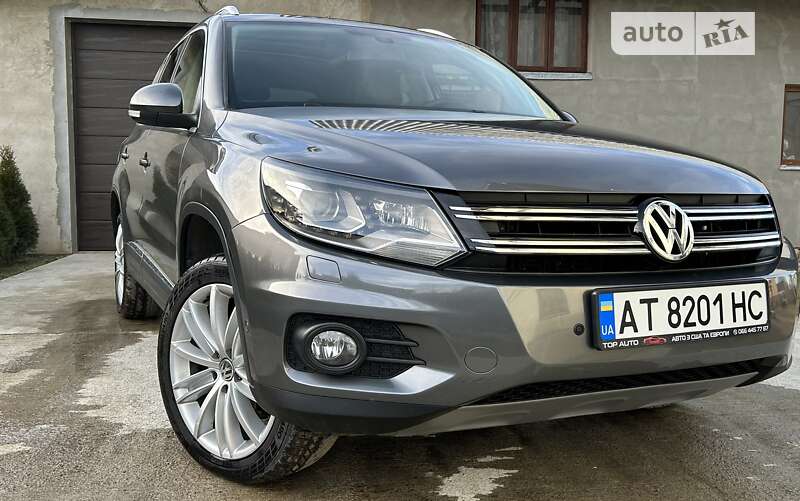 Внедорожник / Кроссовер Volkswagen Tiguan 2015 в Болехове