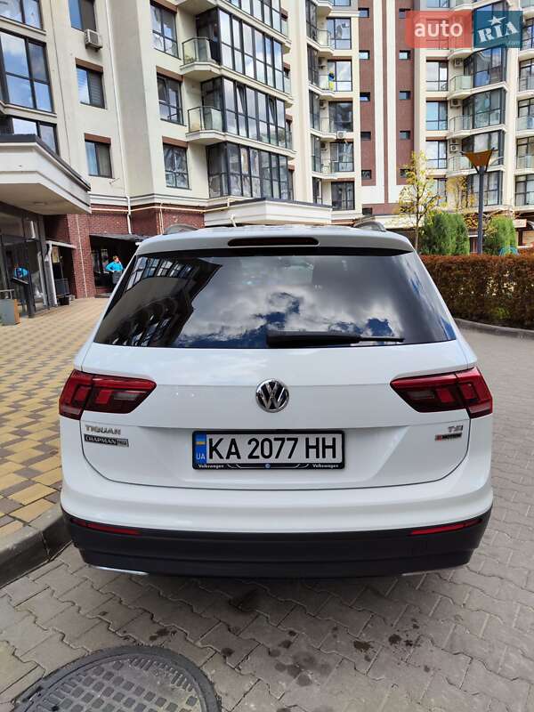 Внедорожник / Кроссовер Volkswagen Tiguan 2018 в Киеве
