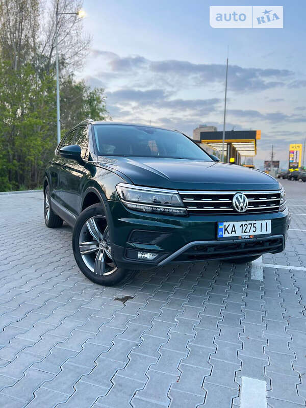 Внедорожник / Кроссовер Volkswagen Tiguan 2018 в Вышгороде