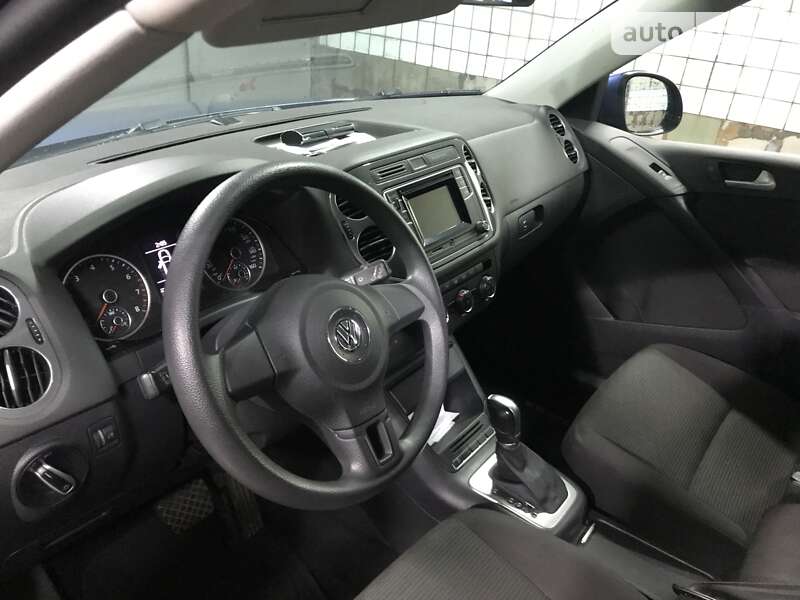 Внедорожник / Кроссовер Volkswagen Tiguan 2017 в Дрогобыче