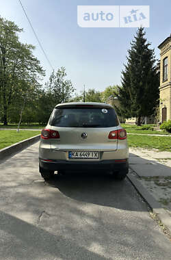 Внедорожник / Кроссовер Volkswagen Tiguan 2008 в Киеве