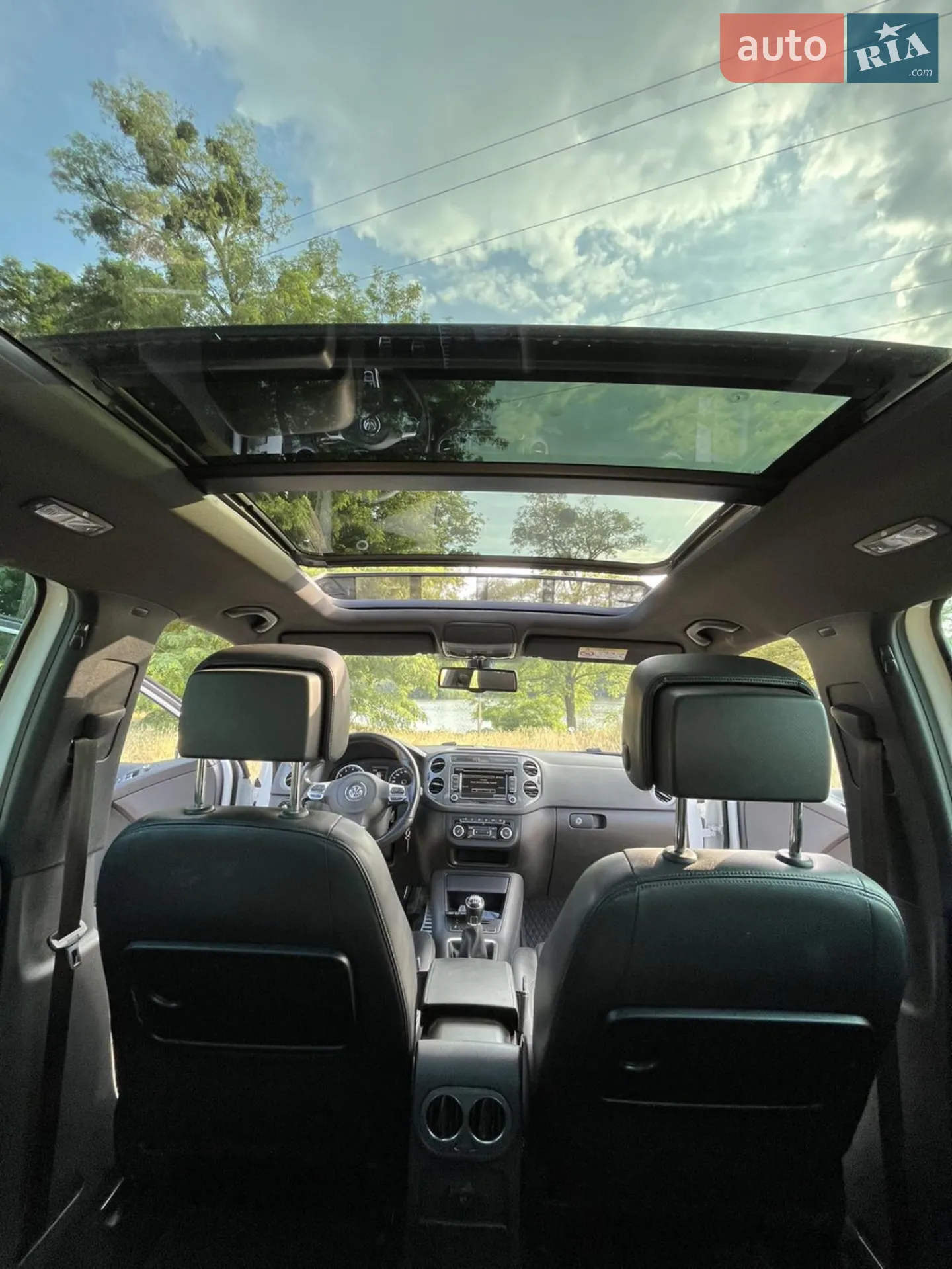 2015 Volkswagen Tiguan - мініатюра 11