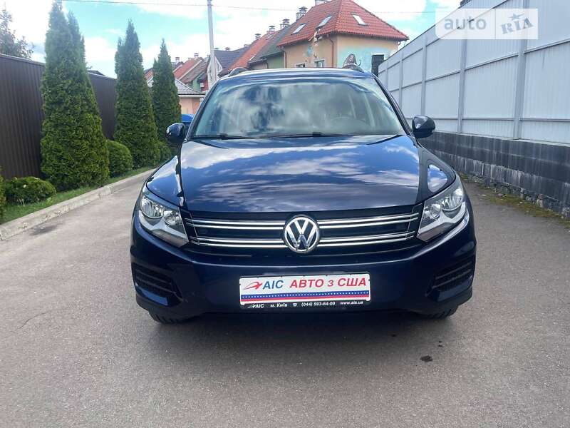 Внедорожник / Кроссовер Volkswagen Tiguan 2015 в Киеве