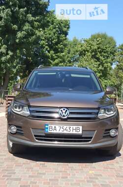Внедорожник / Кроссовер Volkswagen Tiguan 2014 в Кропивницком