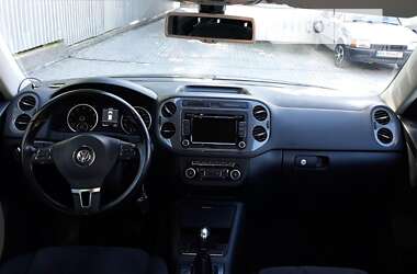 Внедорожник / Кроссовер Volkswagen Tiguan 2013 в Каменец-Подольском