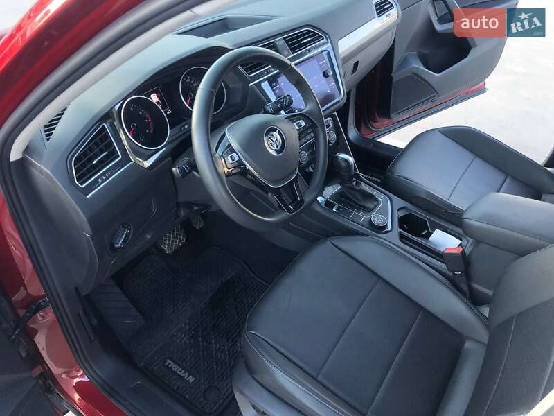 Внедорожник / Кроссовер Volkswagen Tiguan 2019 в Киеве