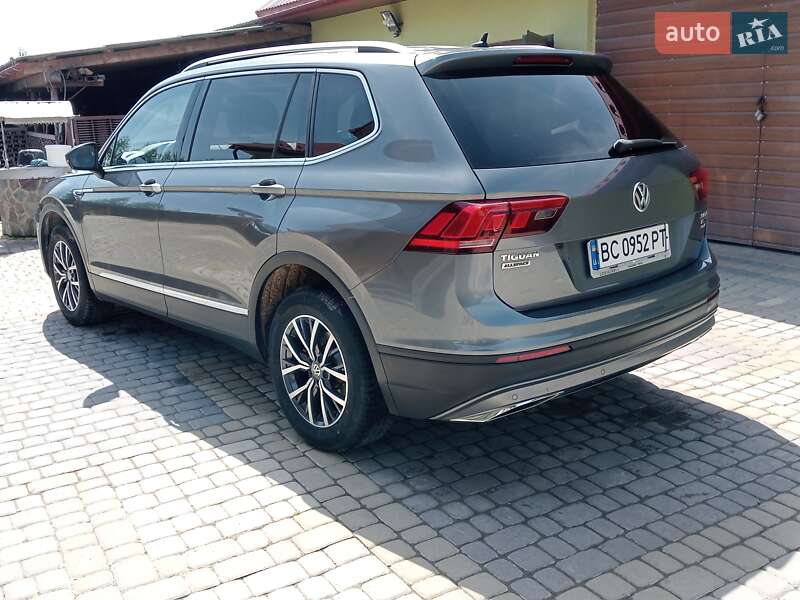 Внедорожник / Кроссовер Volkswagen Tiguan 2018 в Львове