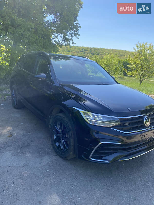 Volkswagen Tiguan 2021