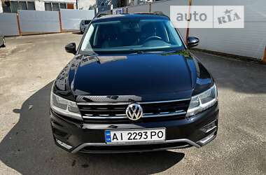 Внедорожник / Кроссовер Volkswagen Tiguan 2019 в Киеве