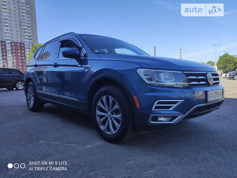 Позашляховик / Кросовер Volkswagen Tiguan 2017 в Києві