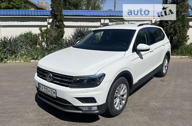 Позашляховик / Кросовер Volkswagen Tiguan 2019 в Одесі