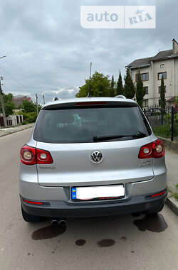 Позашляховик / Кросовер Volkswagen Tiguan 2011 в Калуші