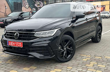 Позашляховик / Кросовер Volkswagen Tiguan 2023 в Луцьку