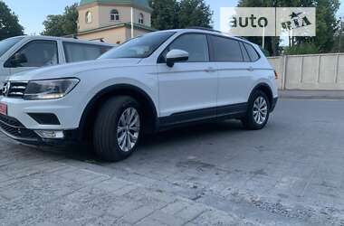 Внедорожник / Кроссовер Volkswagen Tiguan 2018 в Ровно