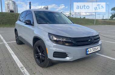 Позашляховик / Кросовер Volkswagen Tiguan 2014 в Києві