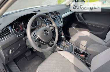 Внедорожник / Кроссовер Volkswagen Tiguan 2020 в Днепре