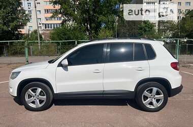 Внедорожник / Кроссовер Volkswagen Tiguan 2009 в Чернигове